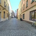 Old Town Mystery-