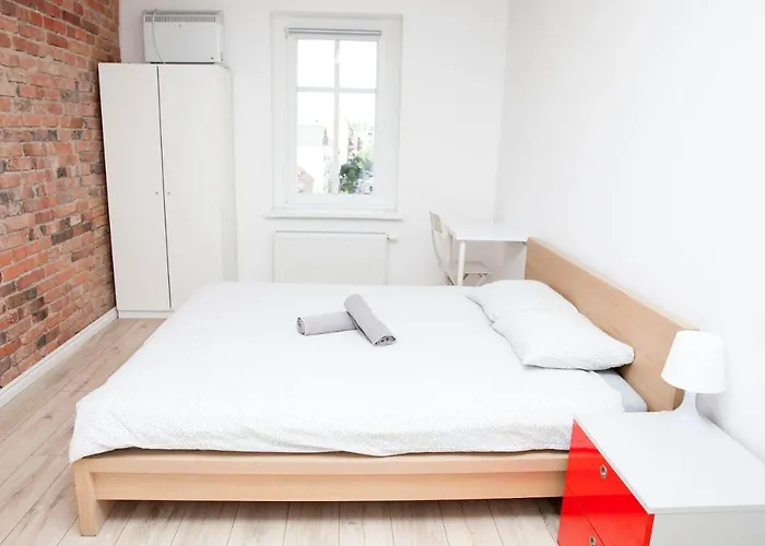 Old Town Mystery- Daire